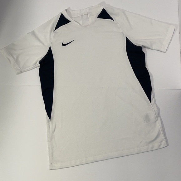 Nike Other - Nike Dri Fit Boys Shirt Large